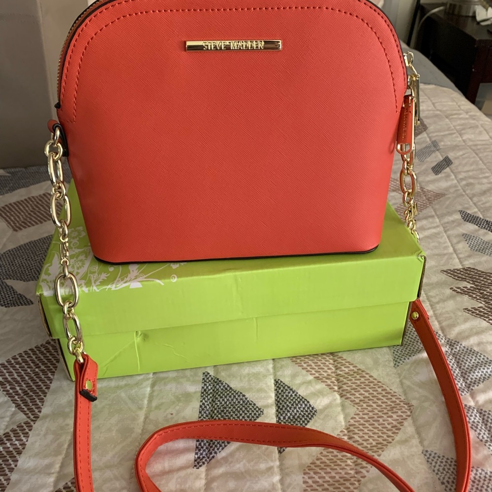 Shoulder bag